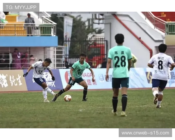 滇超联赛保山队主场“公分石”体育场承办保山vs楚雄焦点战